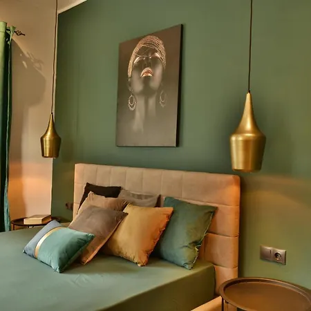 Angels Court 1 ヴィラ Doukádes