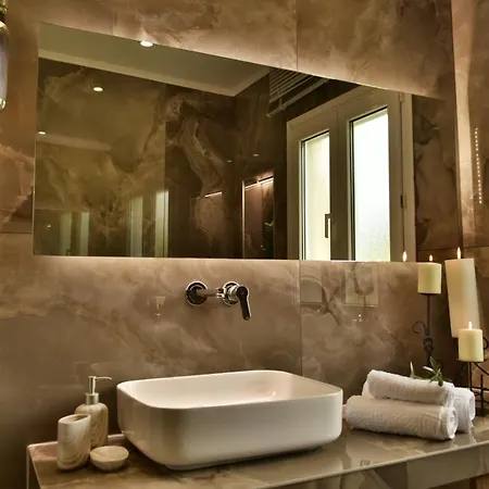 Angels Court 1 ヴィラ Doukádes