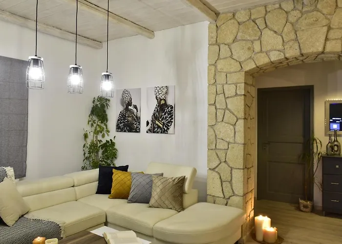 Angels Court 1 Δουκάδες