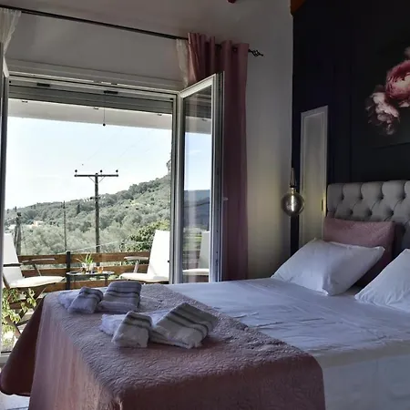 Vila Angels Court 1 Doukádes